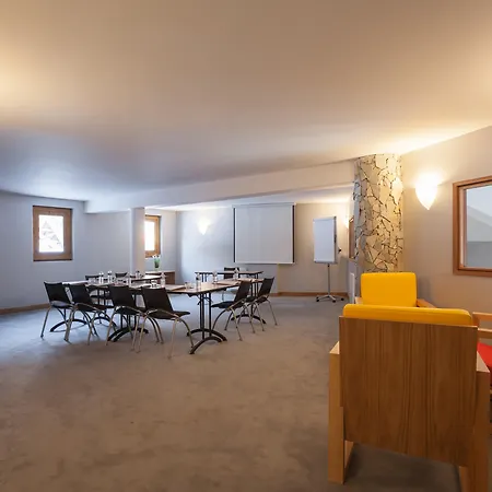 Hotel Royal Ours Blanc Boutique & Alpe d'Huez