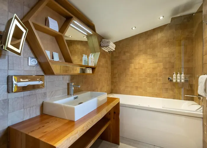 Royal Ours Blanc Boutique Hôtel&spa 4* Alpe dʼHuez