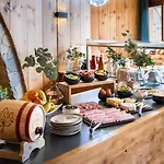 Royal Ours Blanc Boutique Hôtel&spa Hotel Alpe dʼHuez