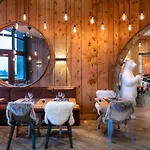 Hotel Royal Ours Blanc Boutique Hôtel&spa 4*