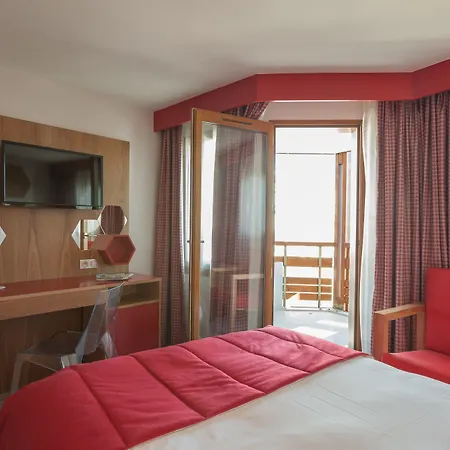 Royal Ours Blanc Boutique Hôtel&spa Hotel 4*
