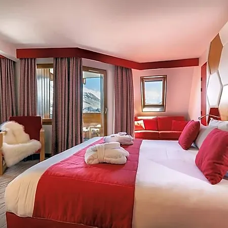 Hotel Royal Ours Blanc Boutique Hôtel&spa 4*