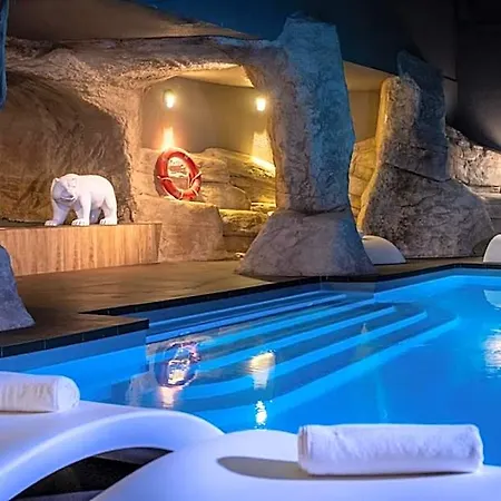 Hotel Royal Ours Blanc Boutique Hôtel&spa 4*
