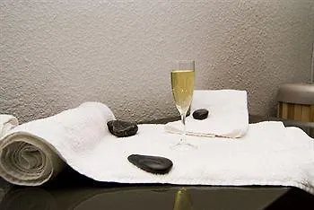 Royal Ours Blanc Boutique & 4*