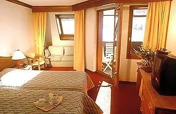 Royal Ours Blanc Boutique & Hotel